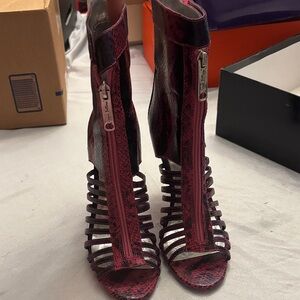 Apple Bottoms Burgundy Strappy Heels